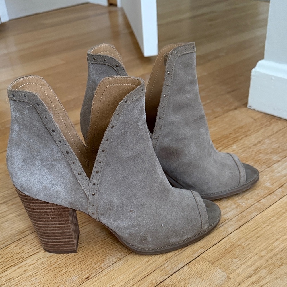 Lucky Brand Taupe Suede Heeled Boots